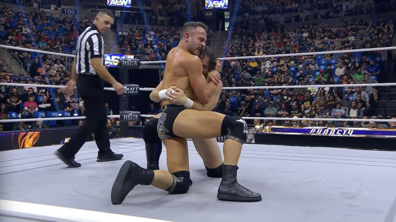 Strong with a submission locked in on O'Reilly