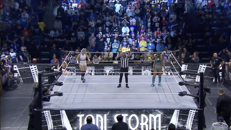 Storm and Rosa in the ring